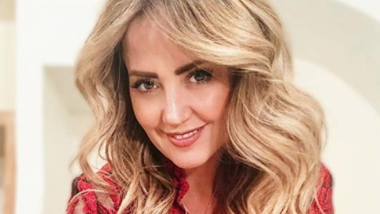Andrea Legarreta tuvo un romance con famoso cantante quien más tarde fue actor en Televisa
