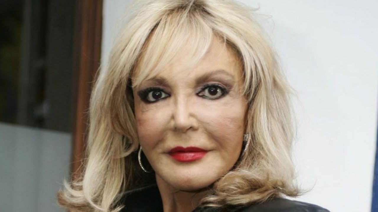 Tras varios escándalos, exactriz de Televisa confirma que quitó a su hijo de su testamento