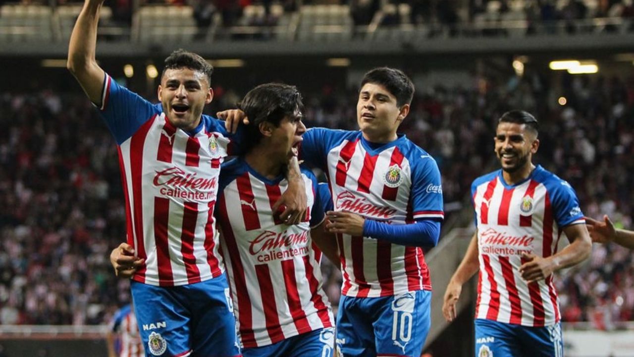 Chivas buscará su primer victoria del torneo frente a Santos Laguna