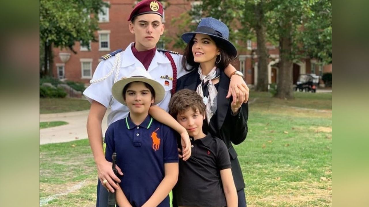 Se comen viva a Ana Bárbara por ponerle tacones a sus hijos: “Ridícula, después se queja”