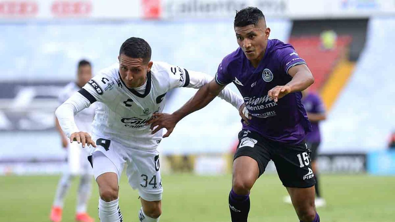 El Mazatlán FC rescata un valioso empate en casa de los Gallos Blancos