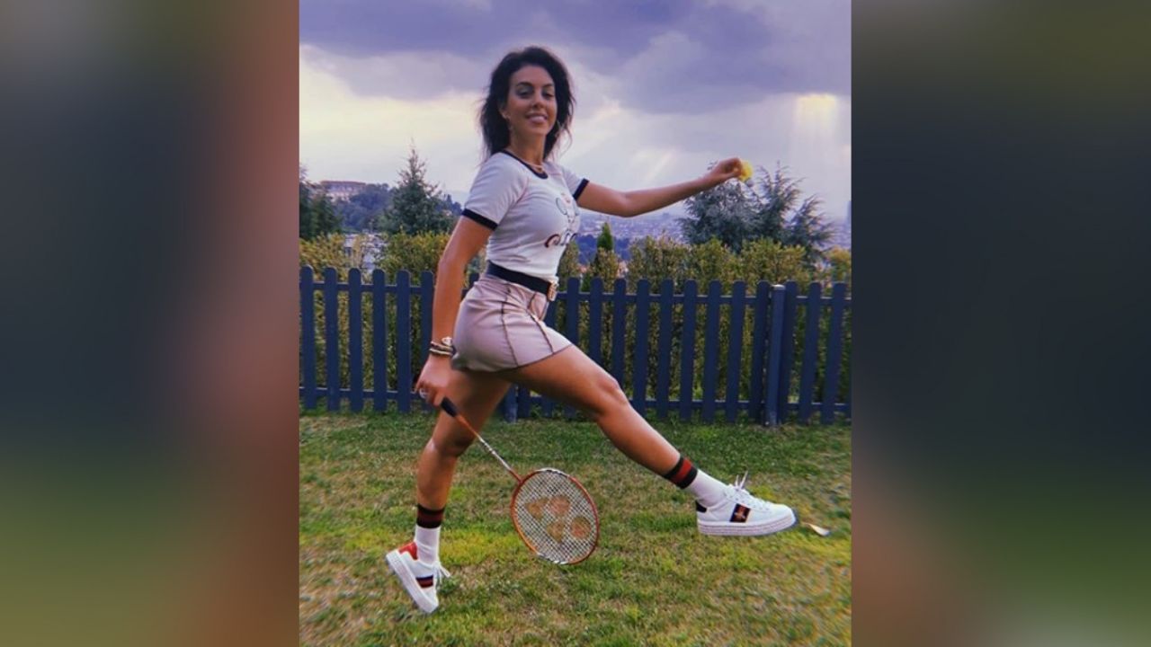 Georgina, novia de Cristiano Ronaldo, cautiva con infartante vestido azul