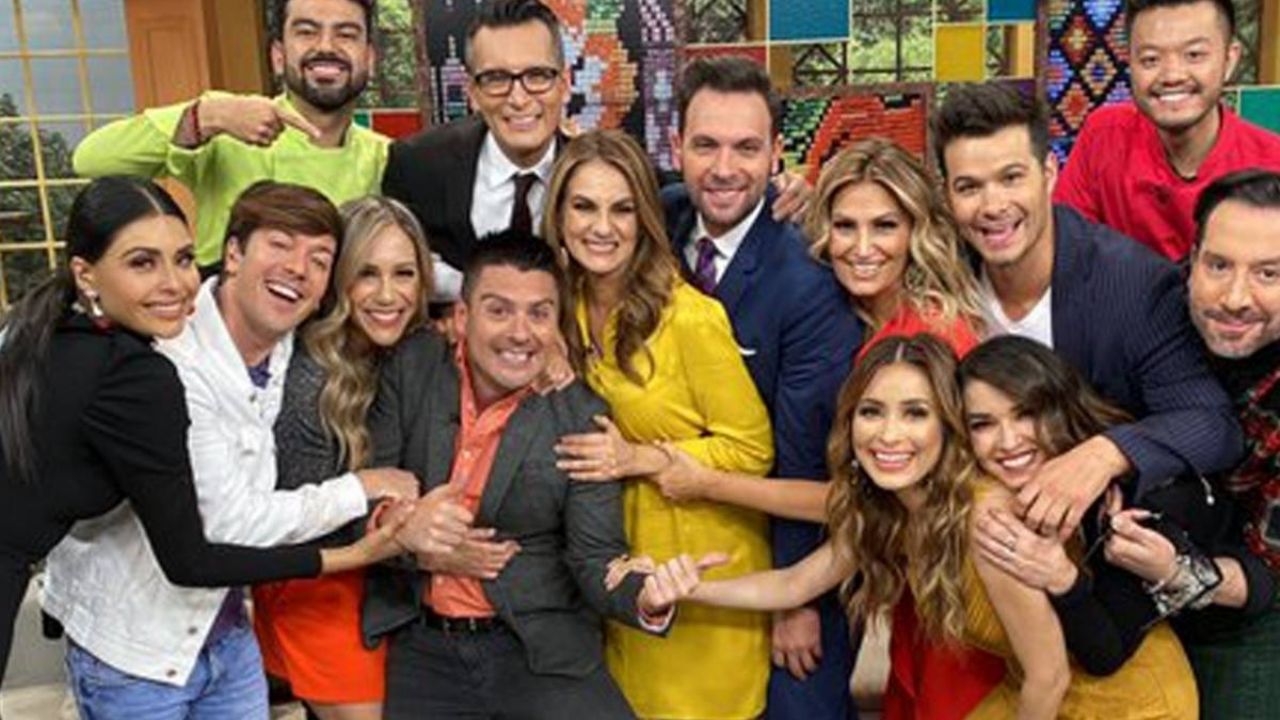 Tras 11 años en ‘VLA’, conductor traicionaría a TV Azteca y llegaría a matutino ¿de Televisa?