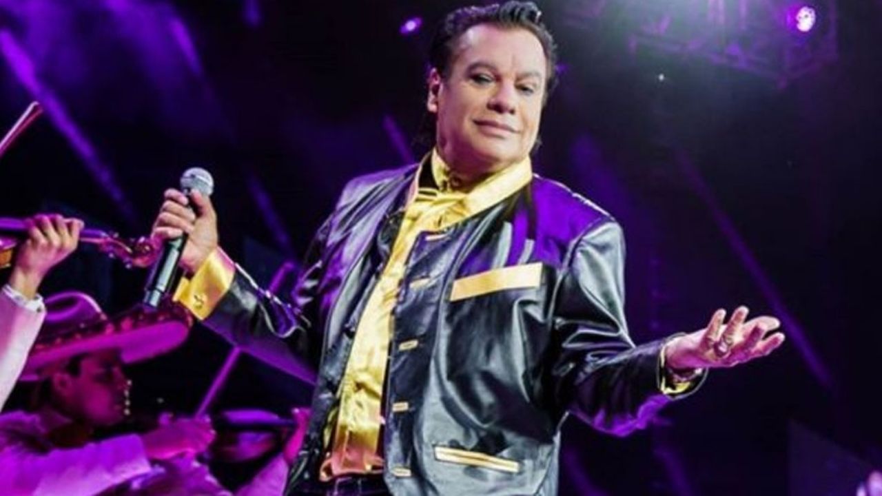 Periodista afirma tener material inédito de Juan Gabriel de días antes de su muerte