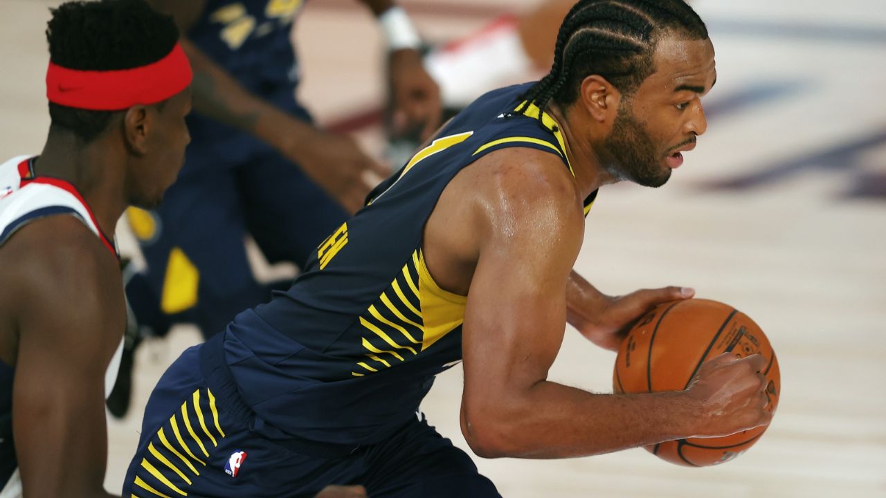 T.J. Warren consigue un doble-doble en el triunfo de los Pacers
