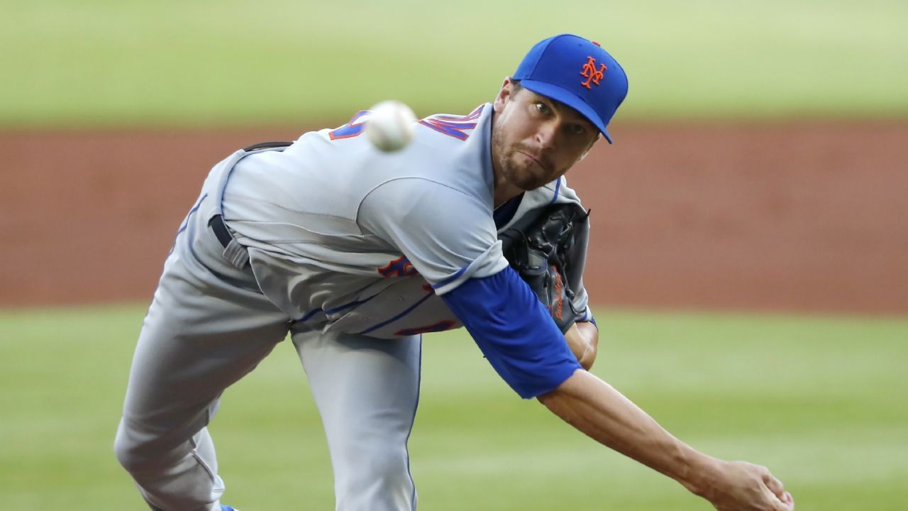 DeGrom luce más ‘bravo’ sobre el montículo para darle el triunfo a Mets sobre Atlanta
