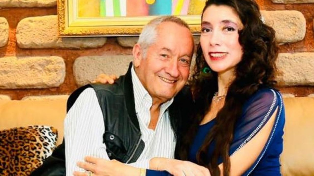 Devoran en críticas a la esposa de José Ángel García por vacacionar en plena contingencia