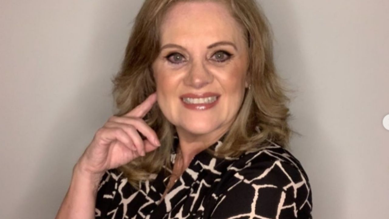 Érika Buenfil, sin tapujos, muestra la forma en la que se va a la cama y todo Instagram reacciona