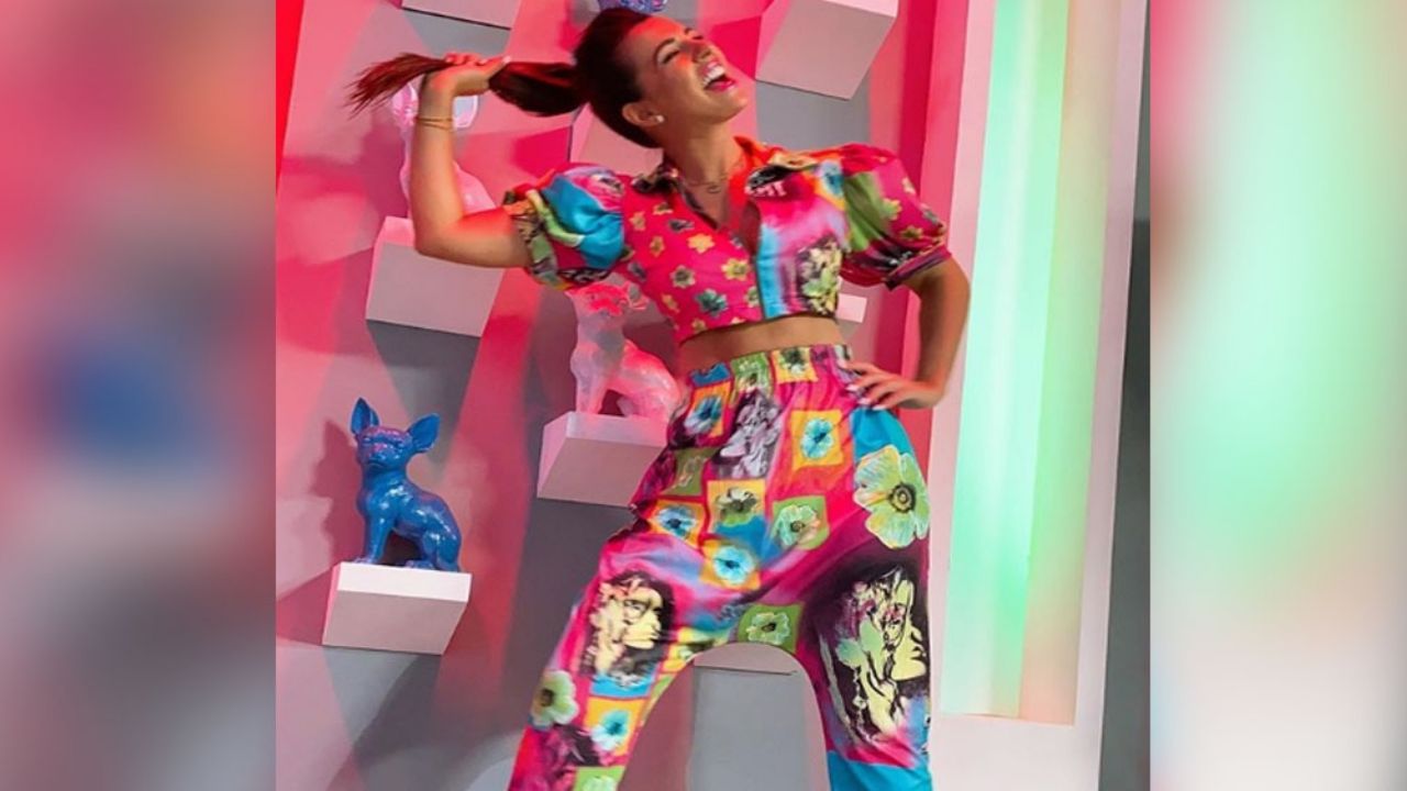 “Soltera en contingencia”: Cecilia Galliano usa este pretexto para hacer de las suyas