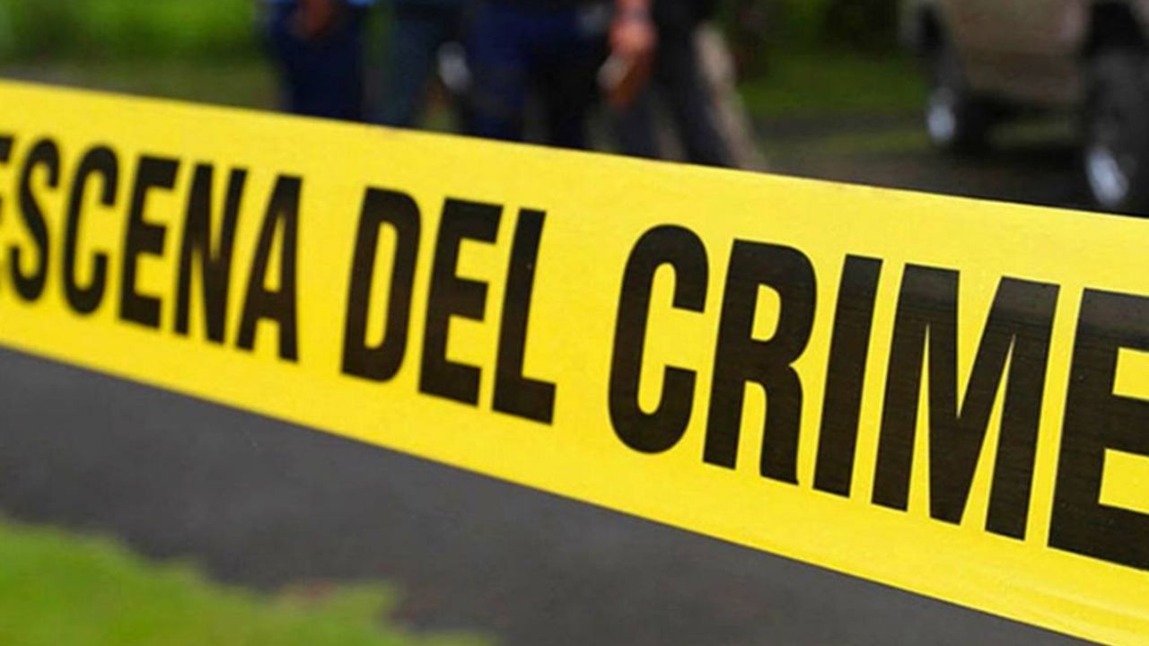 Abandonan cuerpo de un hombre en medio de carretera México-Cuernavaca