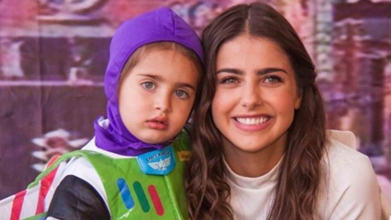 La foto de Michelle Renaud junto a su hijo que le valió fuertes críticas a la actriz de Televisa