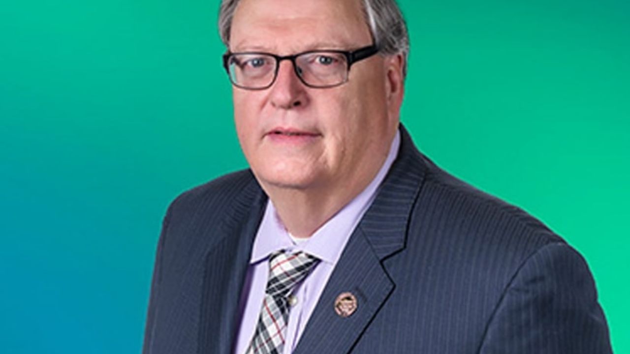 Exalcalde de Nueva York muere tras la explosión de una máquina para hacer guacamole