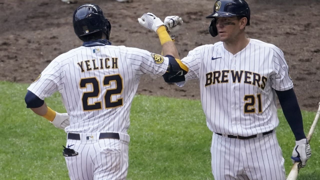 Cerveceros se estrenan en casa; remontan ante Rojos y suman primera victoria de local