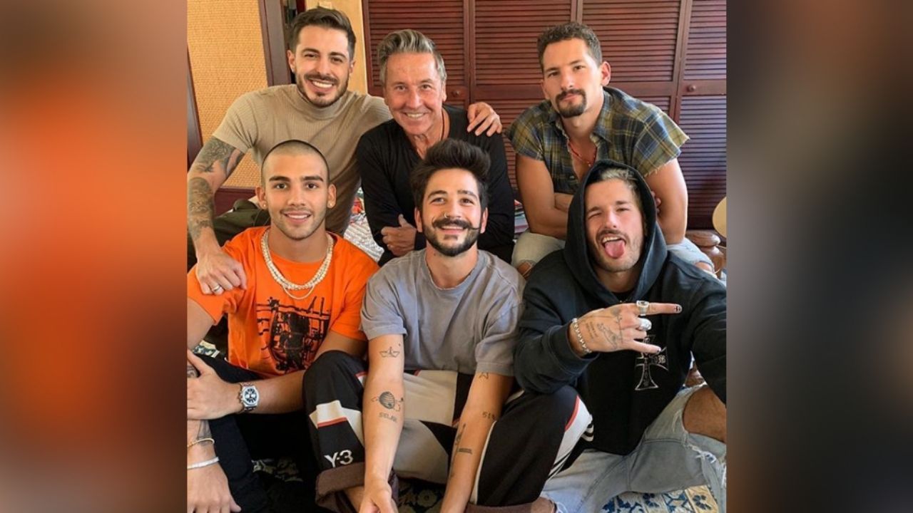 Papá oso al ataque: Ricardo Montaner defiende a Mau y Ricky de las críticas de fans