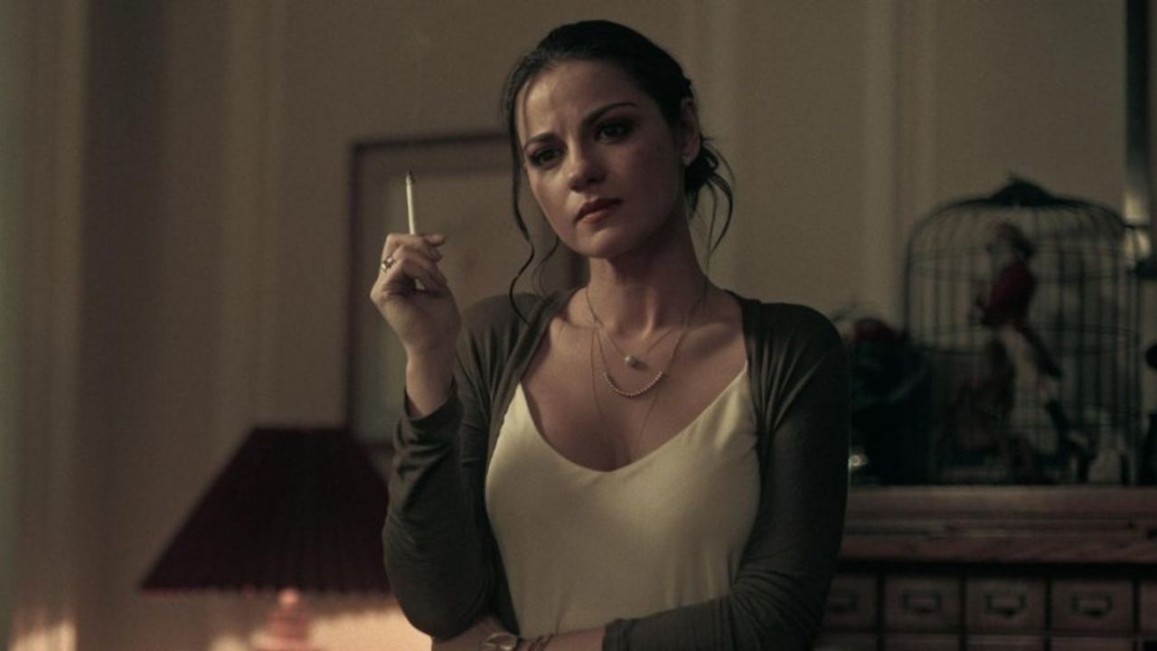 Tras arrasador éxito en ‘Oscuro deseo’, Maite Perroni se vuelve la portada de esta revista