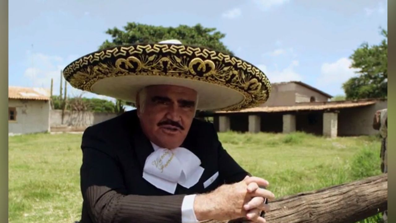 Aeropuerto de Puerto Vallarta podría ser rebautizado en honor a Vicente Fernández