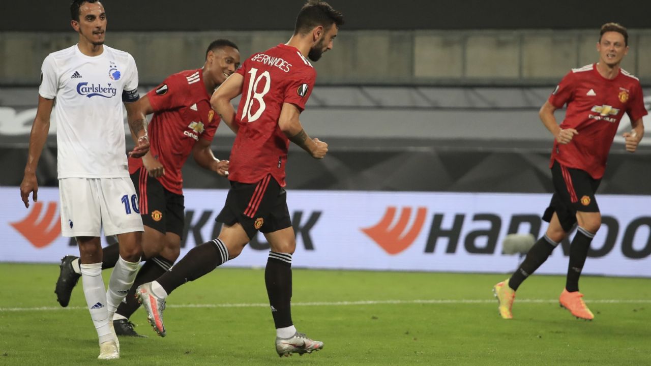 Manchester United saca boleto de semifinales con demasiado sufrimiento