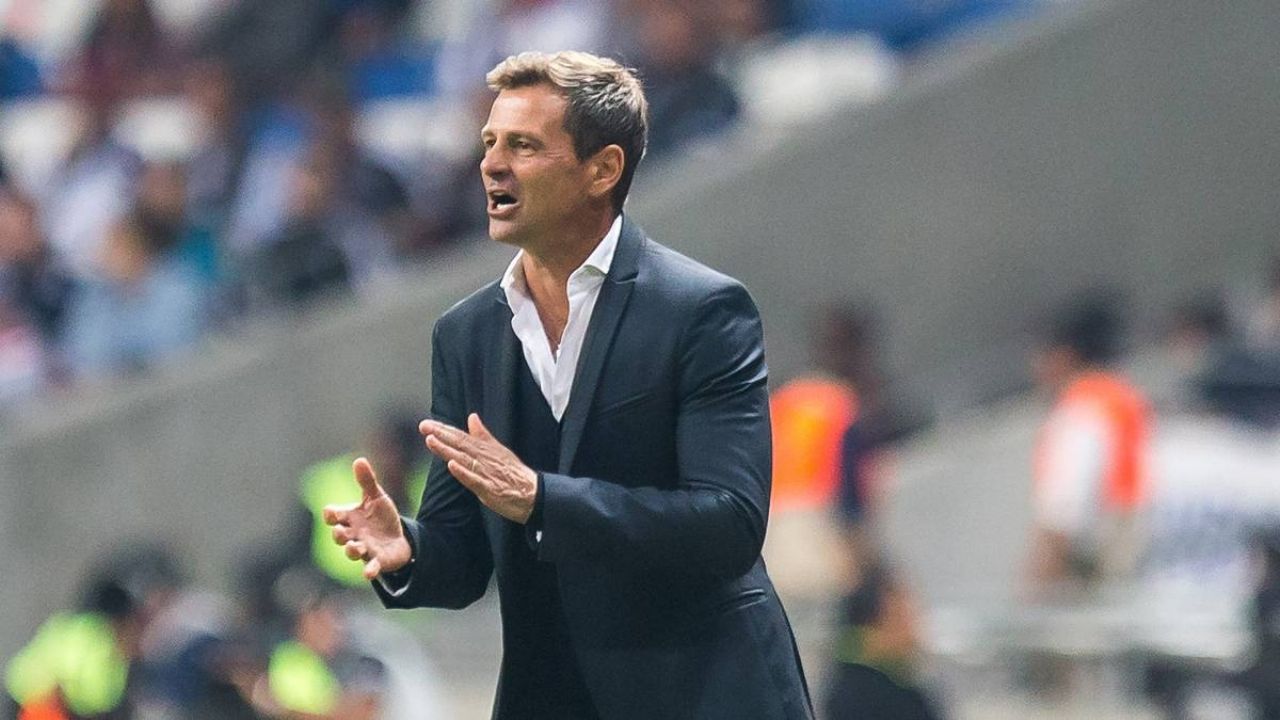 Diego Cocca se convierte en el nuevo técnico de los Zorros del Atlas