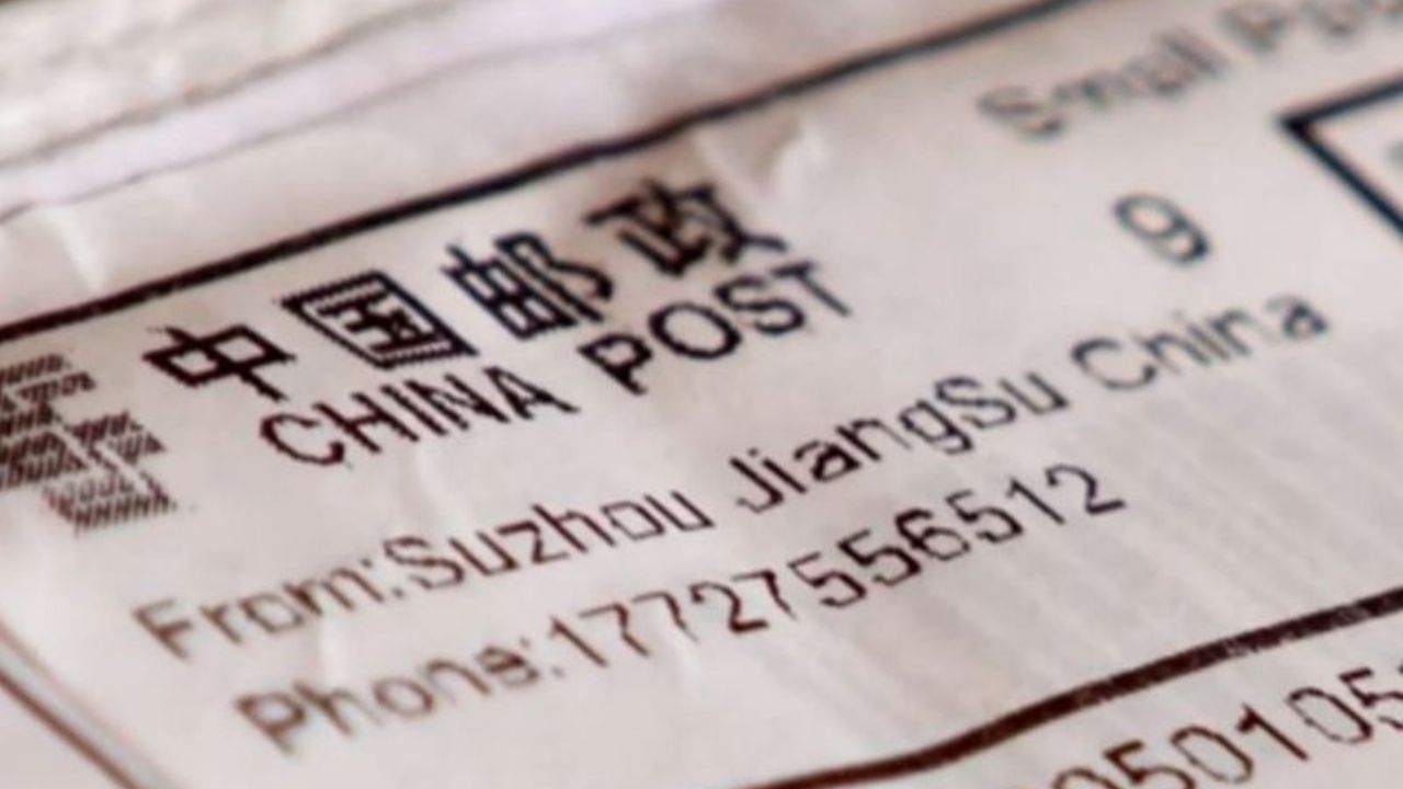 Nuevo paquete misteriosos desde China; EU recibe cubrebocas sin solicitarlos