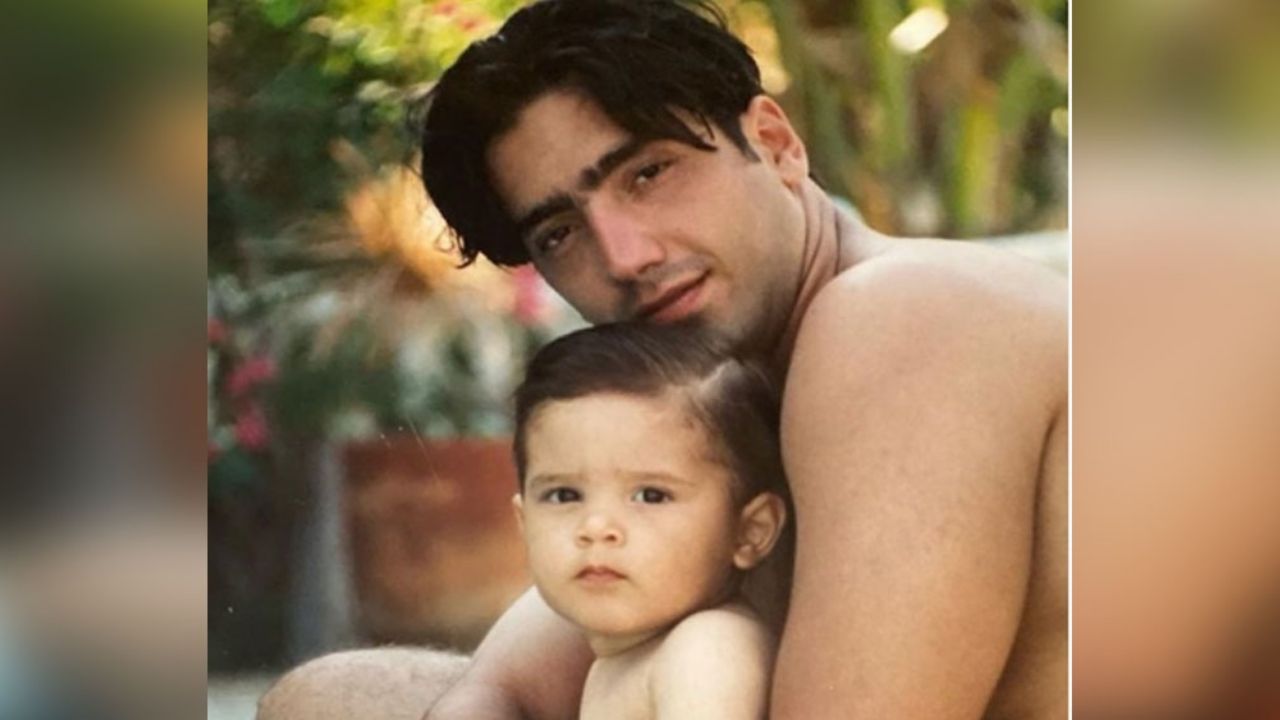 ¿Se siente viejo? ‘El Potrillo’ filtra inéditas fotos de su juventud con Alex Fernández