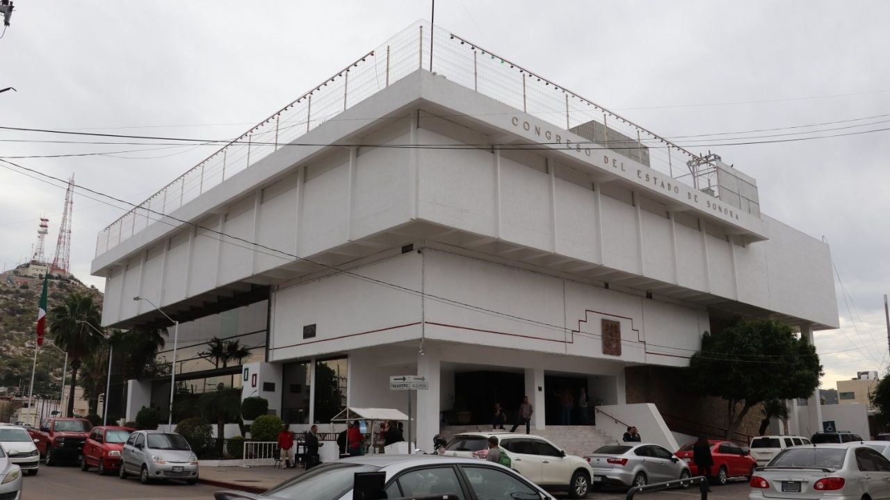 Diputado Eduardo Urbina manifiesta su voto es en contra del matrimonio igualitario