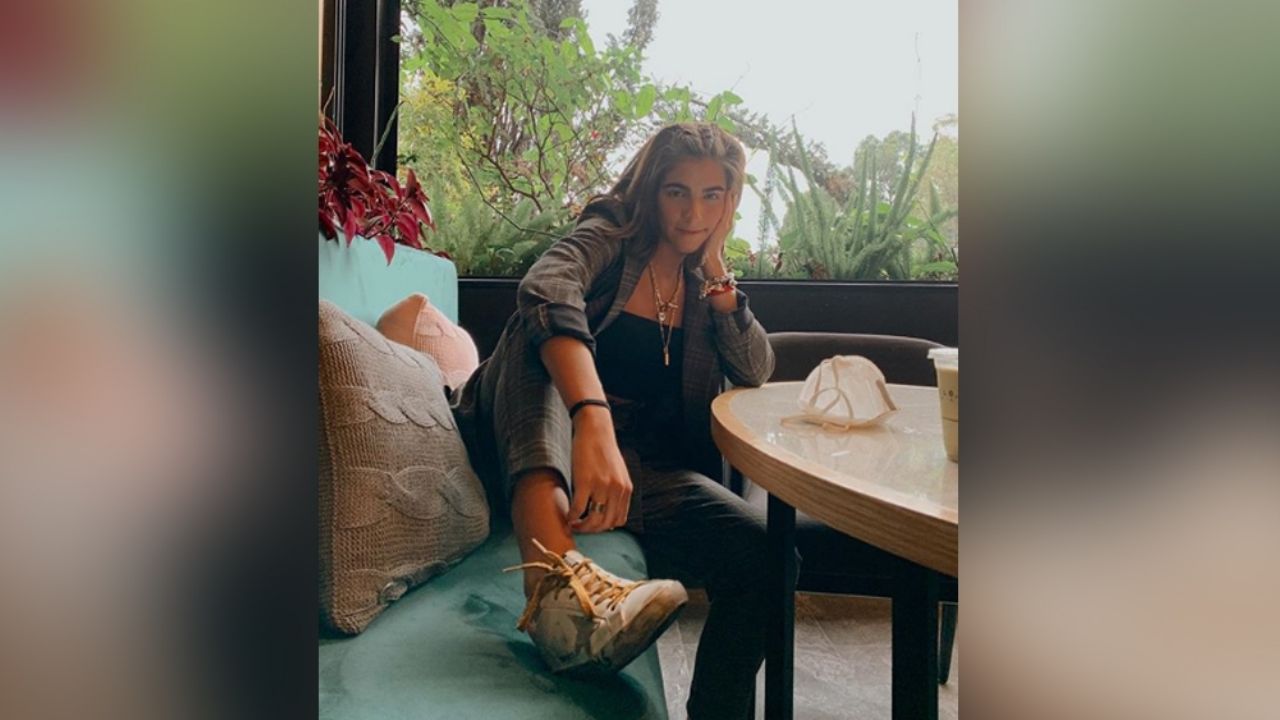 Mar de Regil enamora a fans al bailar desde las playas de Tulum