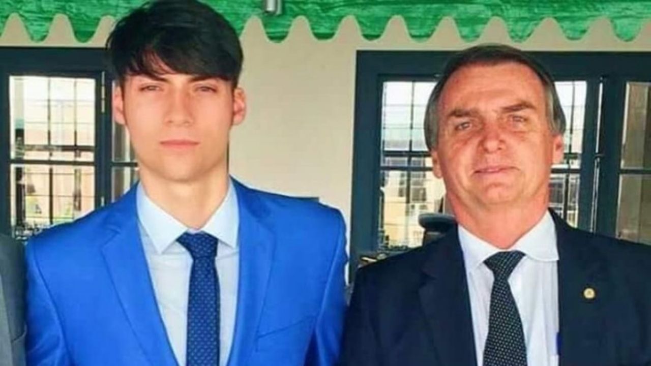 Tras burlarse del Covid-19, hijo menor de Jair Bolsonaro da positivo a la prueba