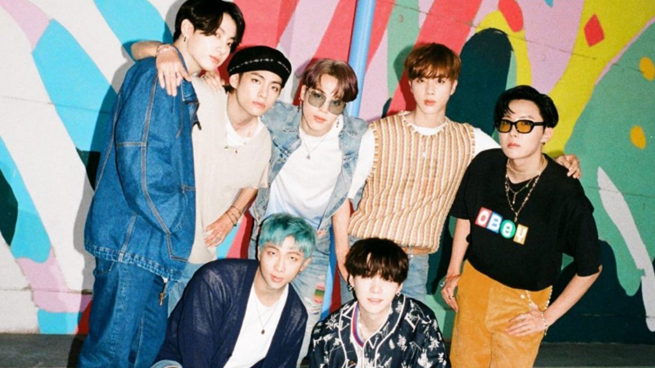 ¡BTS soprende a participantes! El grupo de K-Pop deslumbró al apoyar a nuevos talentos