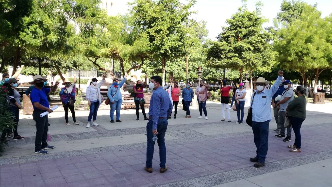 Maestros solicitan al Gobierno Federal la asignación de plazas pendientes