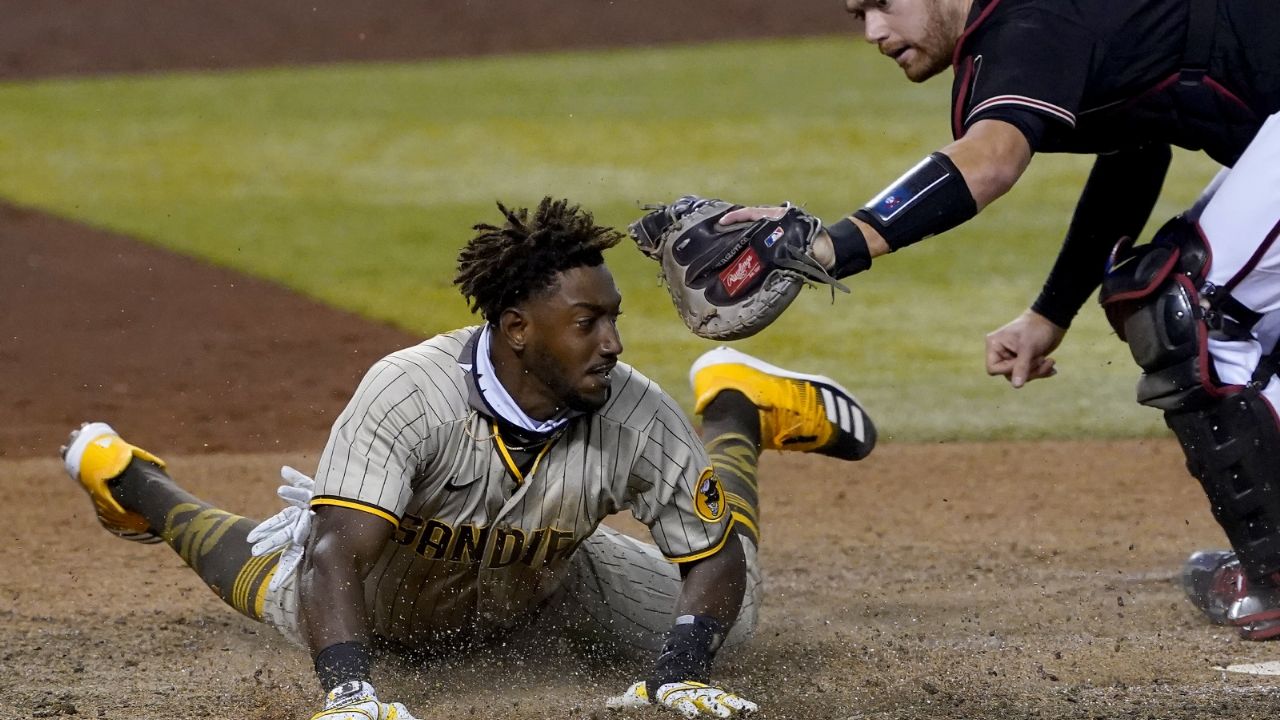 Diamondbacks aseguran triunfo cardíaco ante Padres con un out en home
