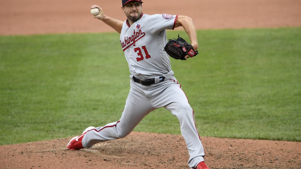 Scherzer llega ‘On-Fire’ y poncha a 10 en victoria de Nacionales ante Orioles