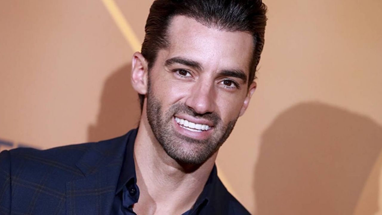 “No eres más que un vil fraude”: Internautas tunden severamente a Toni Costa