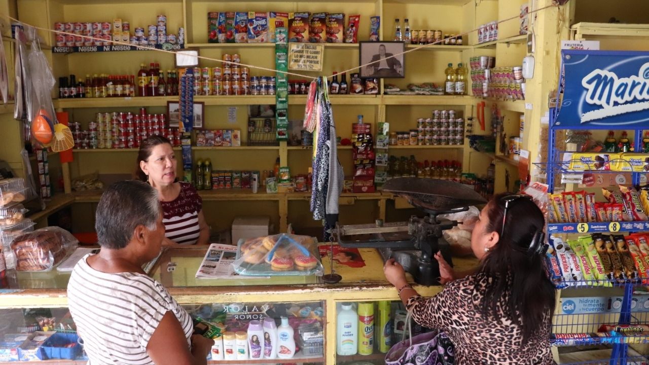 Canacope en desacuerdo con propuesta de diputada sobre restricción de comida chatarra