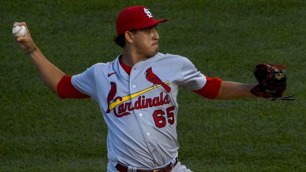 ‘El Yaqui’ Giovanny Gallegos consigue su primera victoria de la campaña