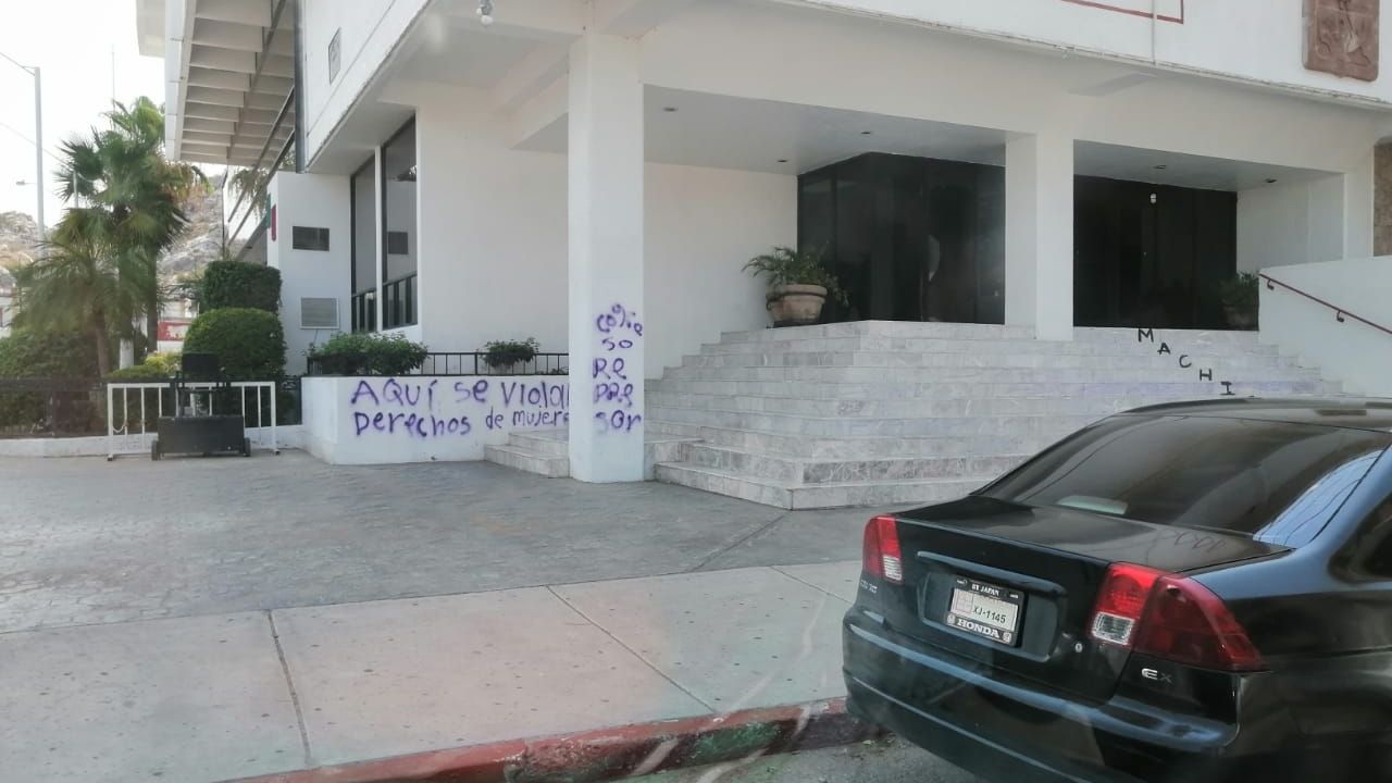 Diputados buscan diálogo con representantes de colectivos feministas por Ley Olimpia