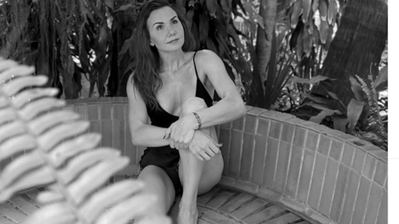 Tras su regreso triunfal a Televisa, Michelle Vieth causa furor al mostrar su cara sin una gota de pintura