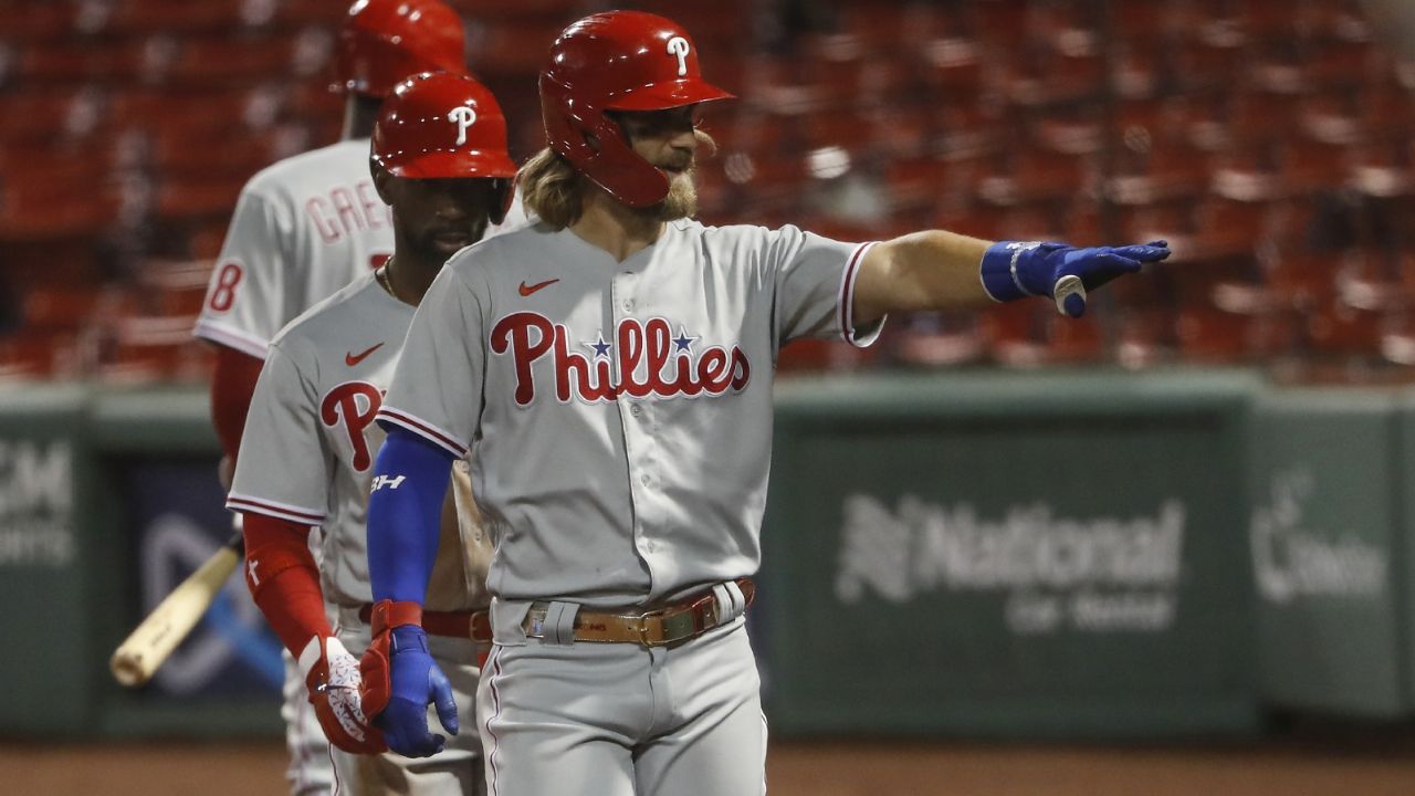 Los Filis anotan 7 en una entrada para terminar la paliza hacía Medias Rojas