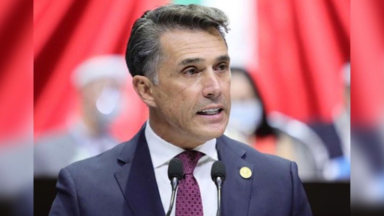 ¡Aterrador! Sergio Mayer y su familia se salvan de sufrir accidente tras lluvias