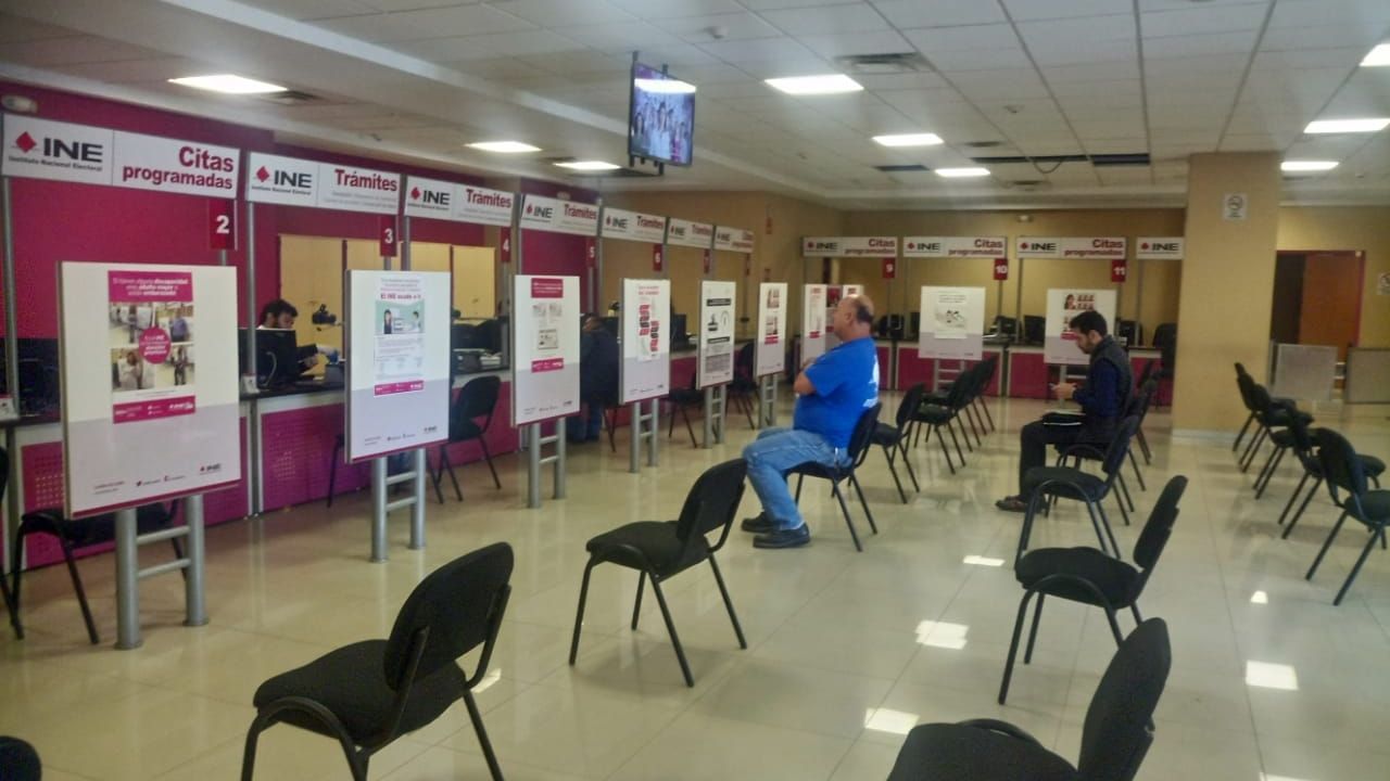 Módulos del INE empiezan con mayor actividad de trámites para credenciales