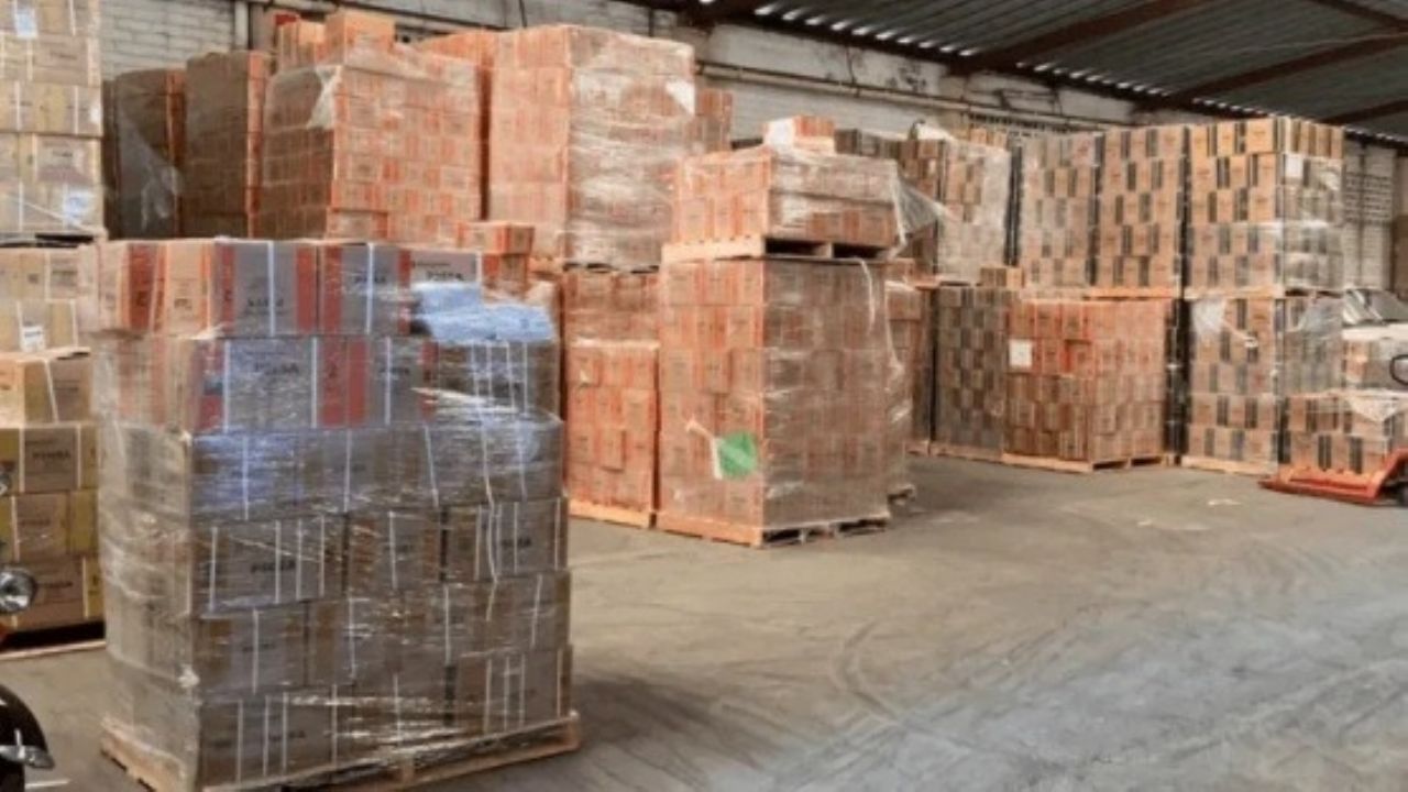 Libros de texto varados serán enviados por carretera para llegar a Sonora