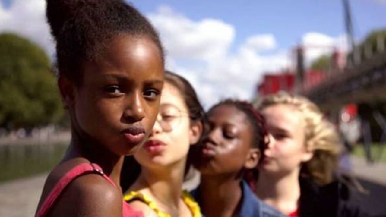“Vergonzoso”: Acusan a Netflix de “exponer” a niñas de 11 años en la película ‘Cuties’