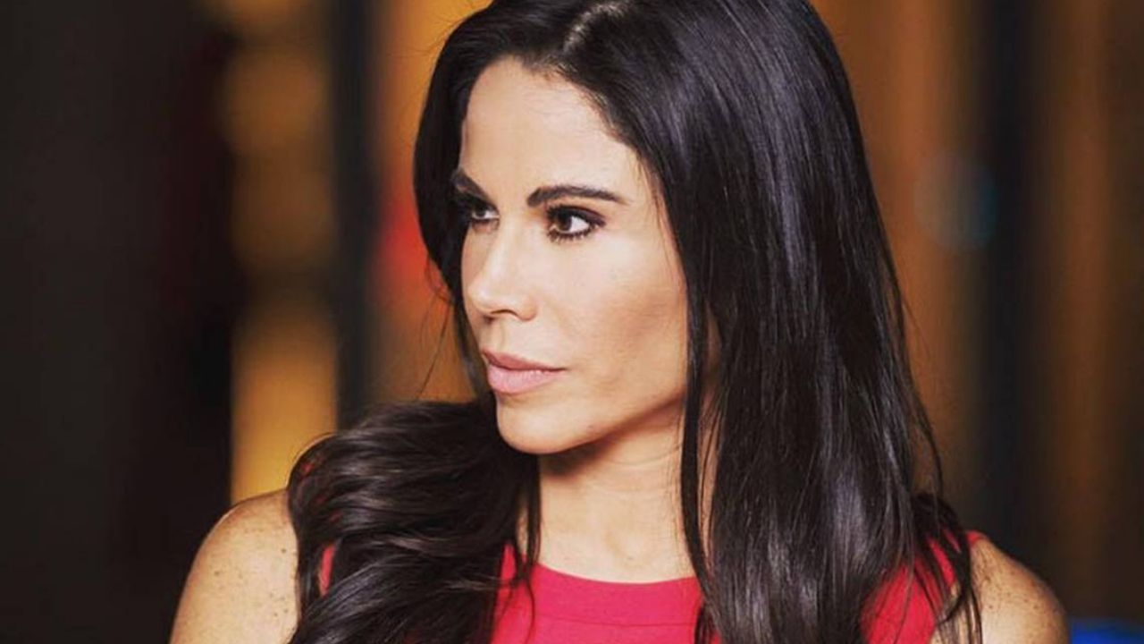¿Despedida? Paola Rojas ‘traiciona’ a Televisa y hace fuerte confesión en ‘Sale el Sol’