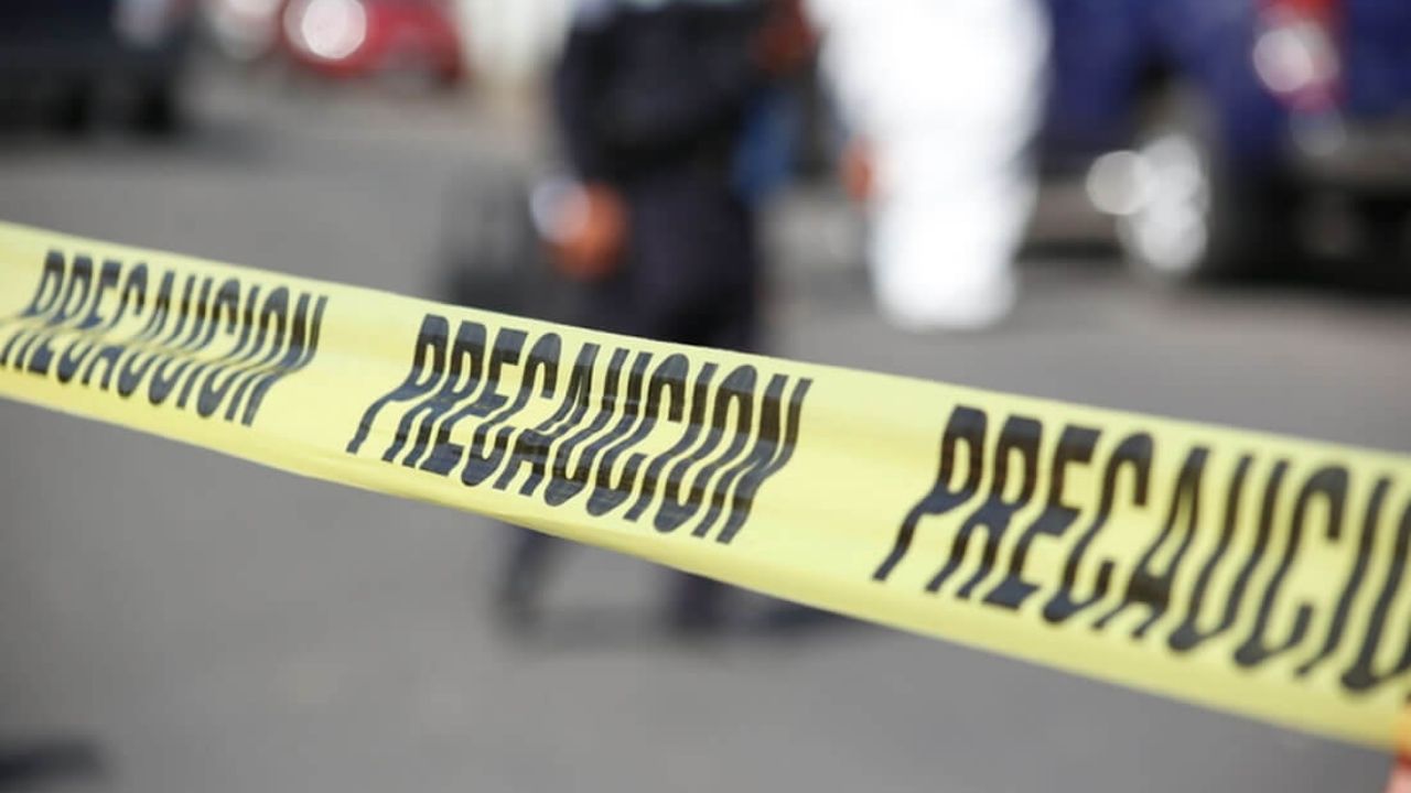 Un choque y volcadura registrados en la CDMX deja cuatro lesionados