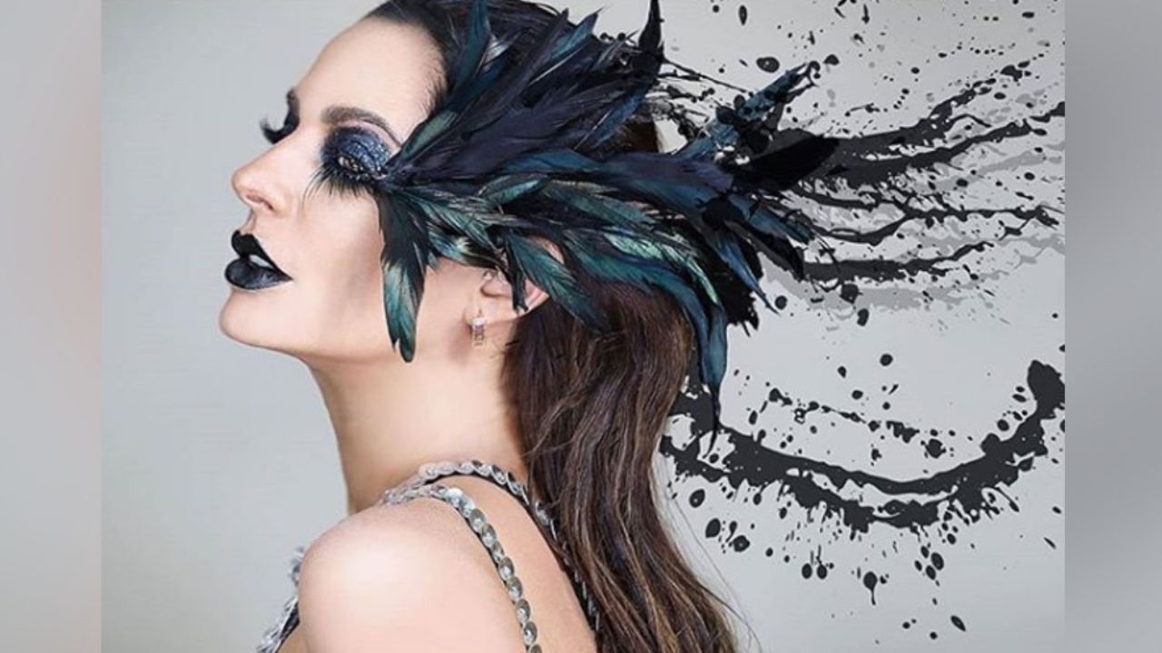 Cecilia Galliano se muestra más inquietante que nunca y causa furor en Instagram