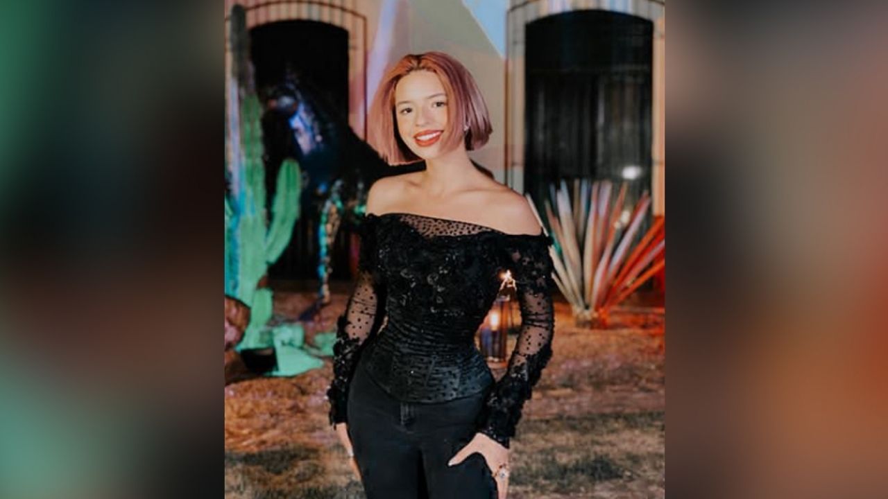 Ángela Aguilar paraliza todo Instagram al asolearse en exquisito ‘outfit’