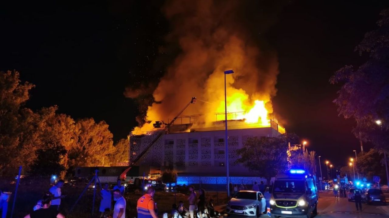 VIDEO: Incendio en hotel de lujo deja una decena de heridos y un muerto en España