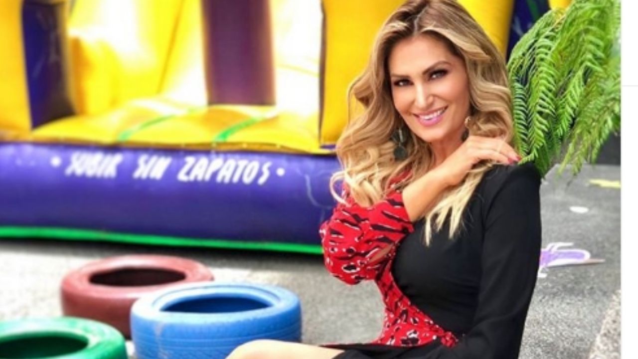 A sus 45 años, Anette Cuburu enamora el foro de TV Azteca al modelar en ‘VLA’ de esta forma