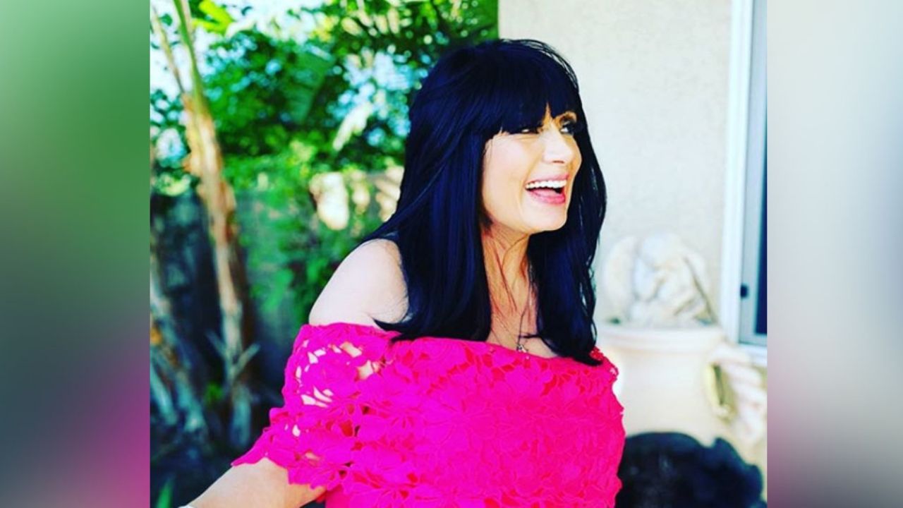 A sus 62 años, Beatriz Adriana, exesposa de ‘El Buki’, se luce desde la naturaleza