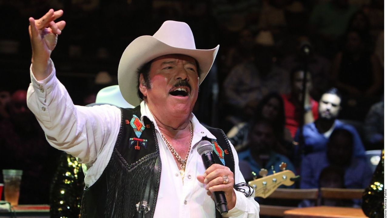 Preocupación en la música: Reportan que Lalo mora entró a cuidados intensivos