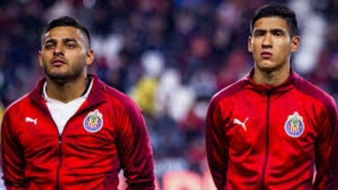 Escándalo en Chivas: Antuna y Vega, de fiesta en medio de la cuarentena